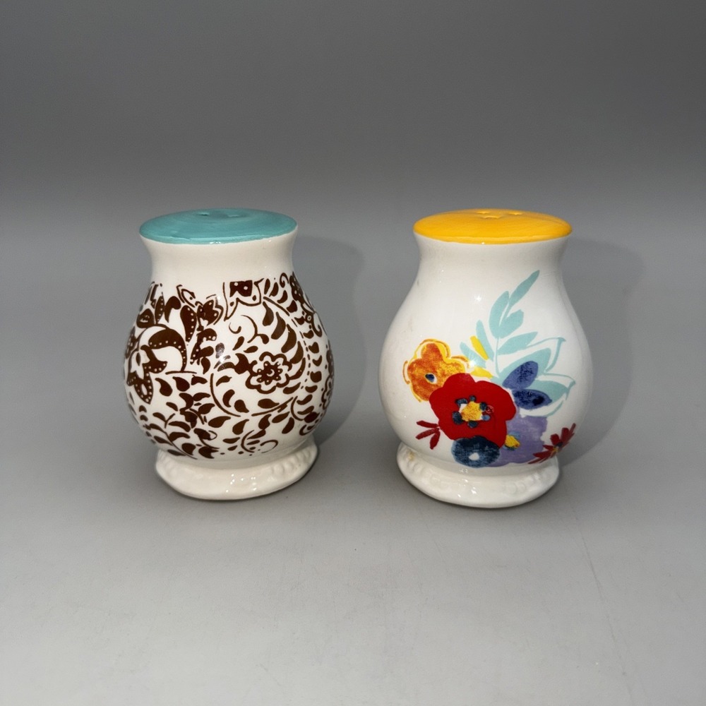 The Pioneer Woman Flea Market Floral Decorated Salt and Pepper Shaker Set